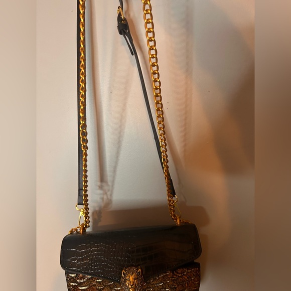 ✌️4/$20✌️ Vegan clutch / handle options - Picture 7 of 13